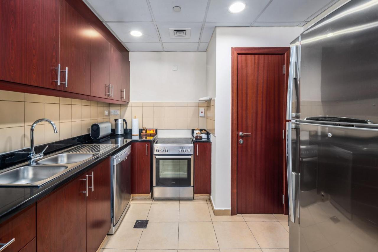 Lovely 2-Bed Condo In Jbr - 5 Mins From Beach - Palm View! Dubai Ngoại thất bức ảnh